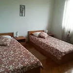 Family House Kamelija *