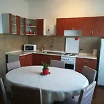 Daire Family House Kamelija Fažana