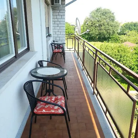 Family House Kamelija *